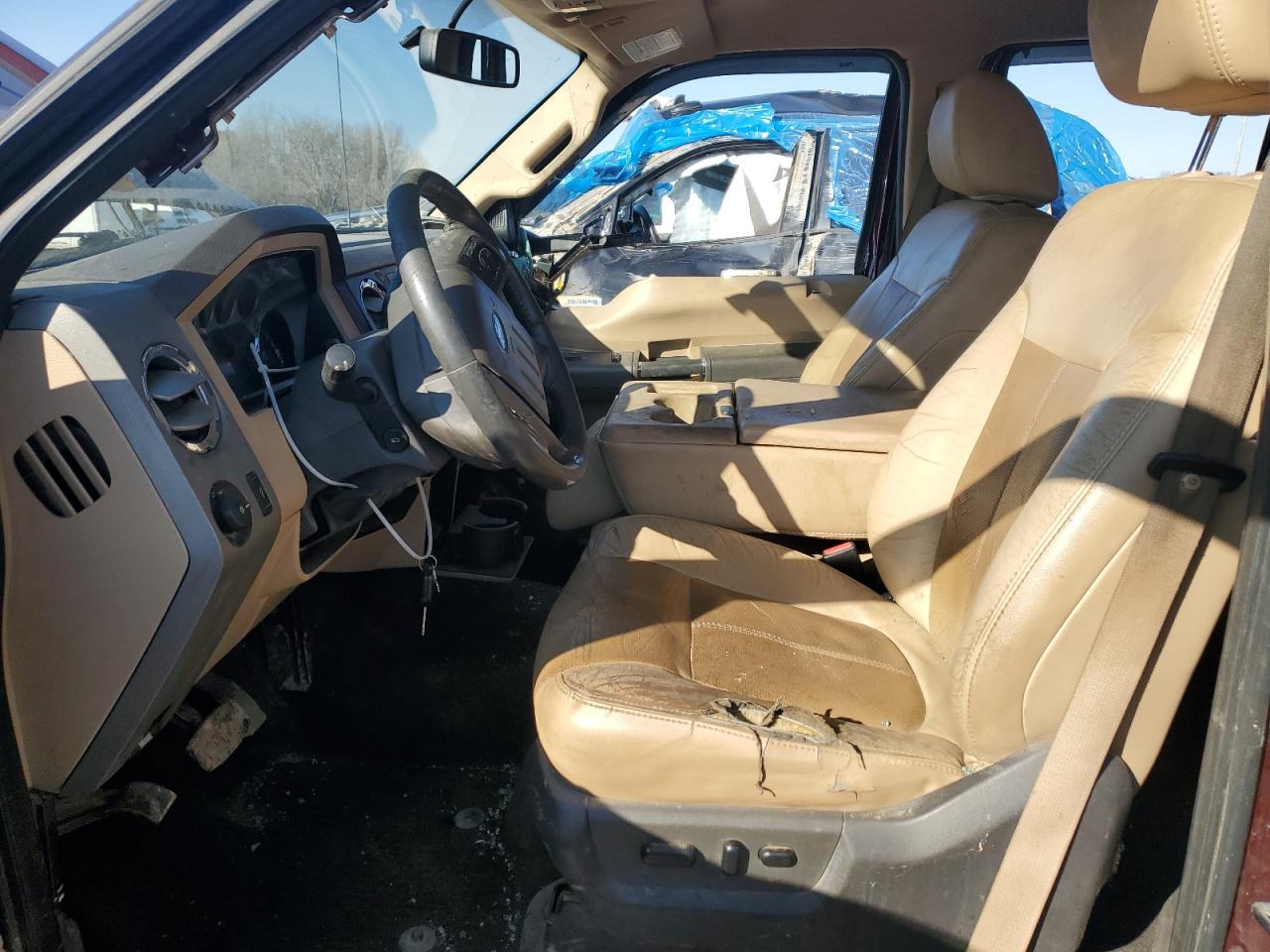 2011 Ford F350 - Image 7
