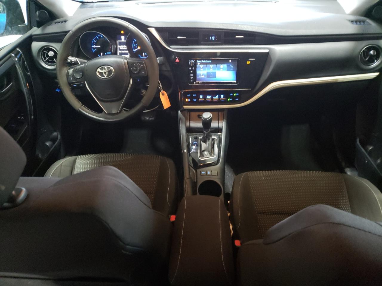 2017 Toyota Corolla - Image 8