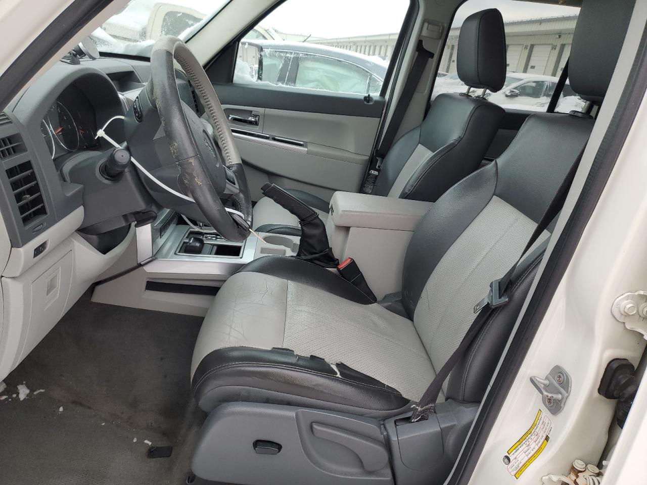 2008 Jeep Liberty (North America) - Image 7