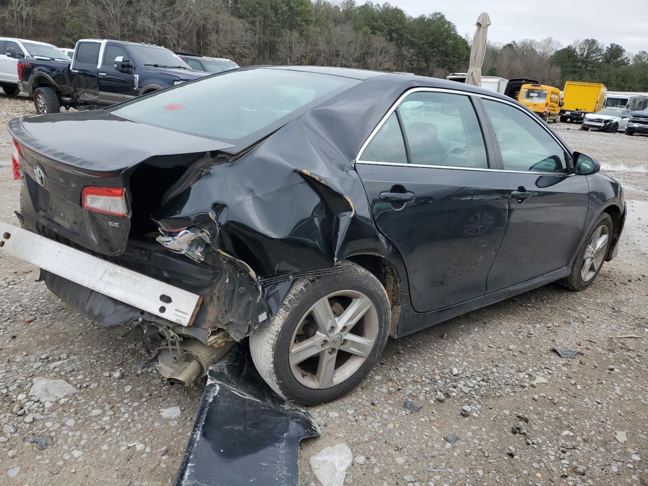 2014 Toyota Camry - Image 3