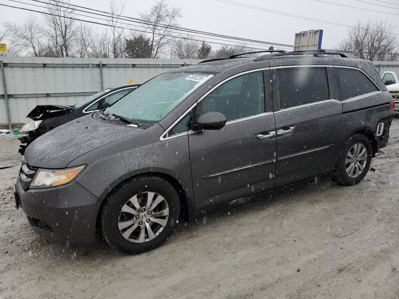 2015 Honda Odyssey - Image 1
