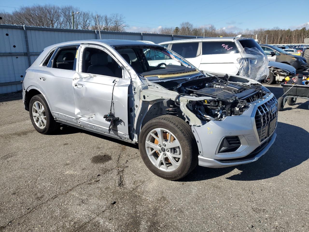 2024 Audi Q3 - Image 4