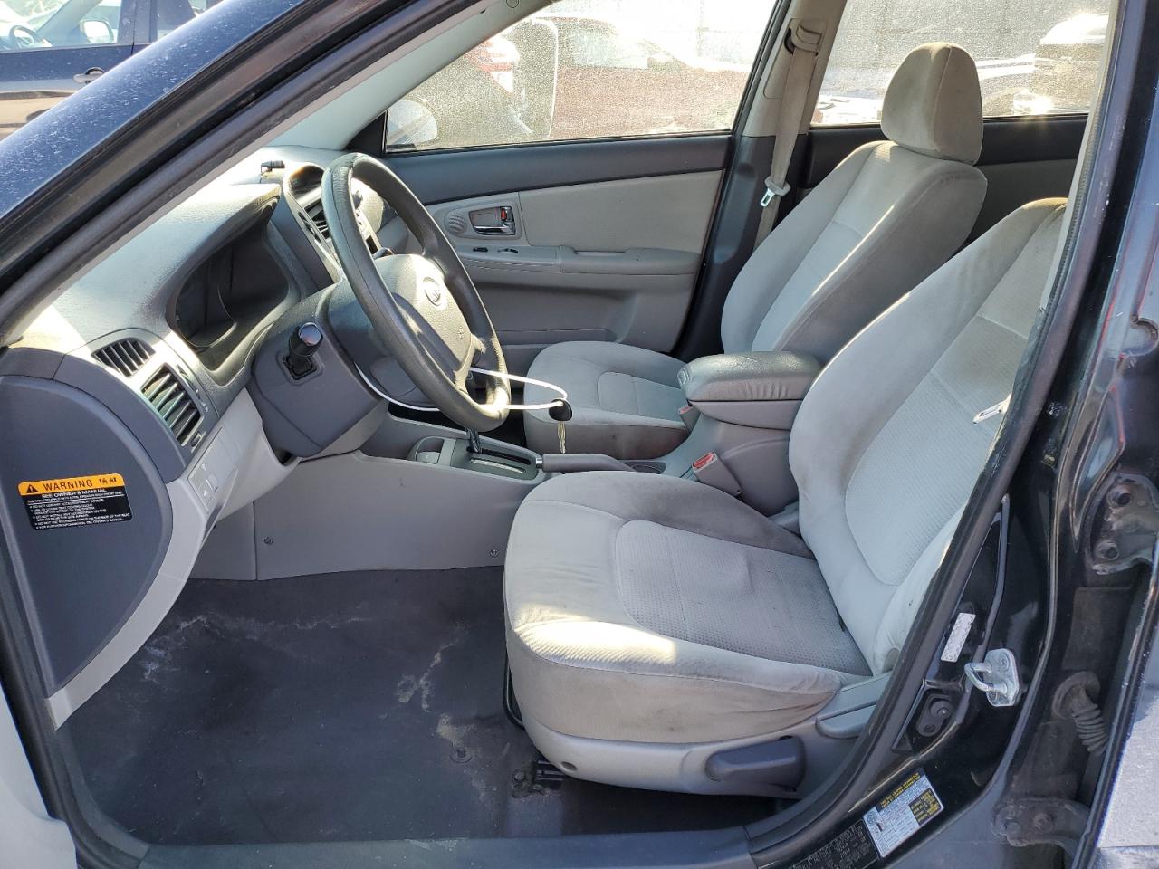 2009 Kia Spectra - Image 7