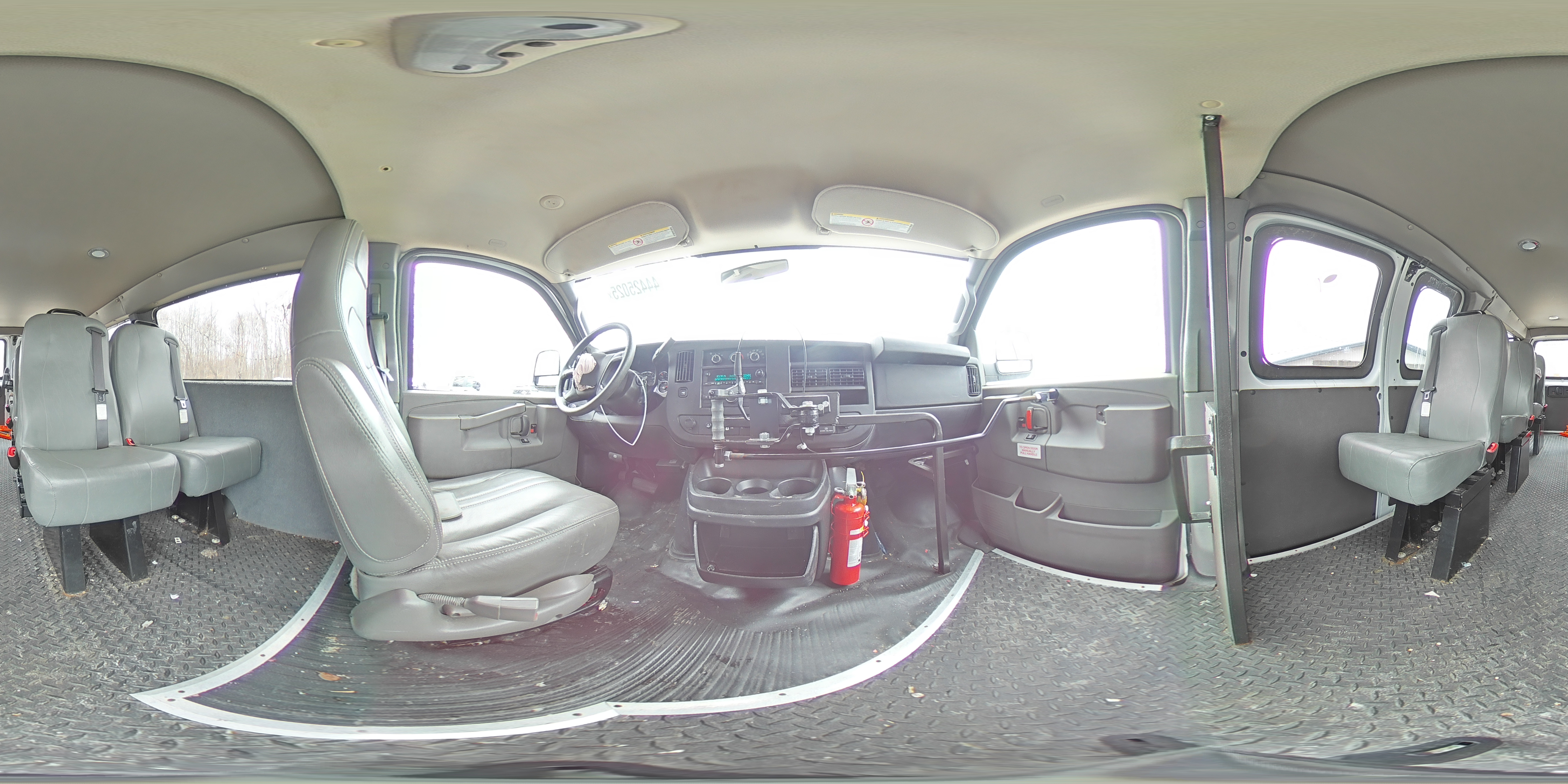 2016 Chevrolet Express - Image 13