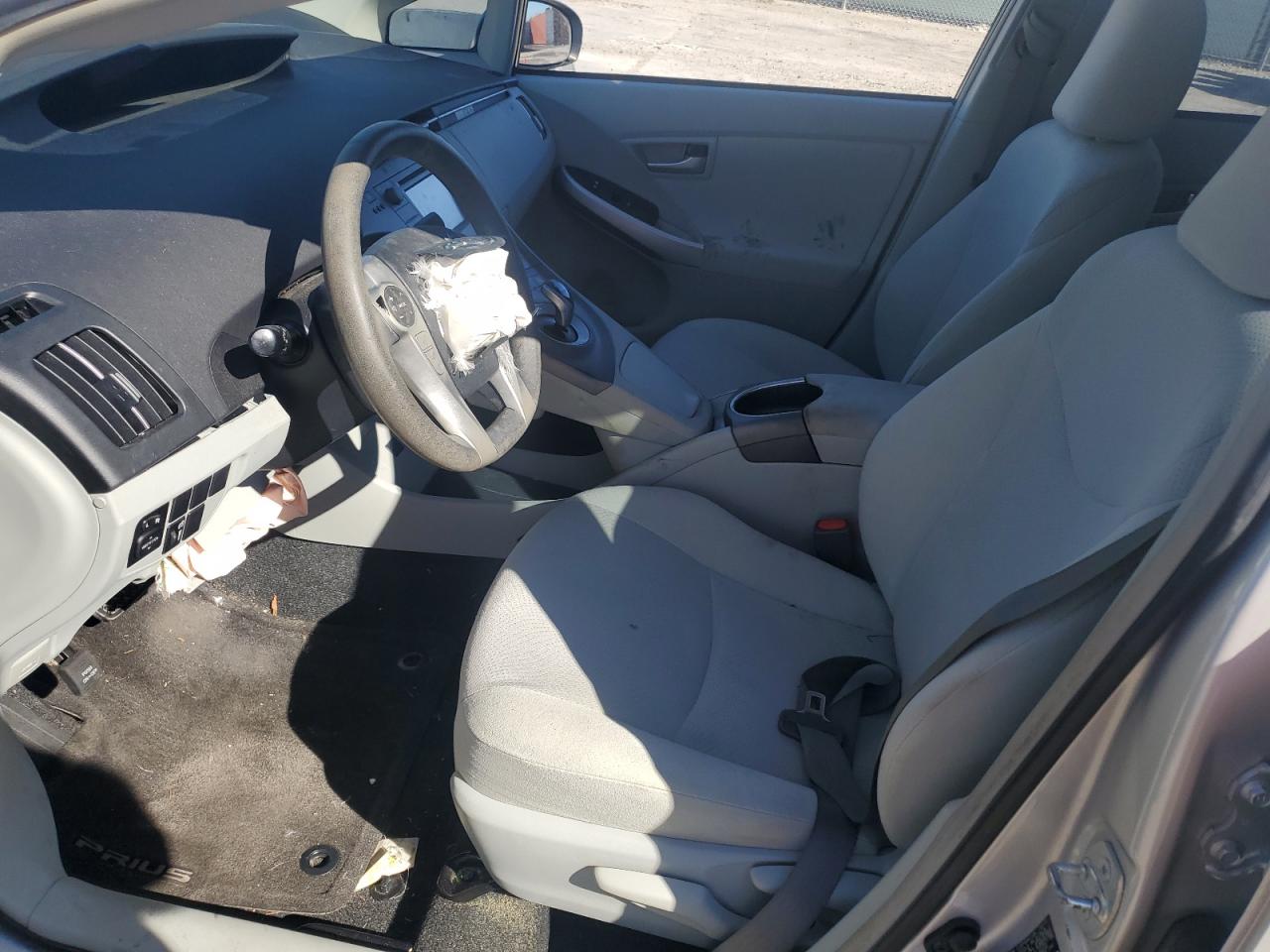 2015 Toyota Prius - Image 7