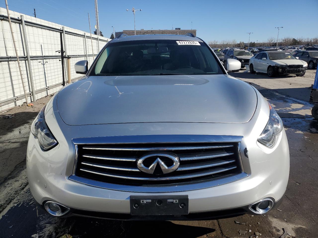 2016 Infiniti QX70 - Image 5