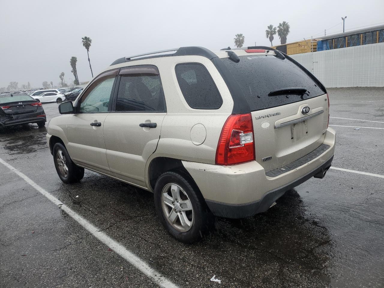2009 Kia Sportage - Image 2