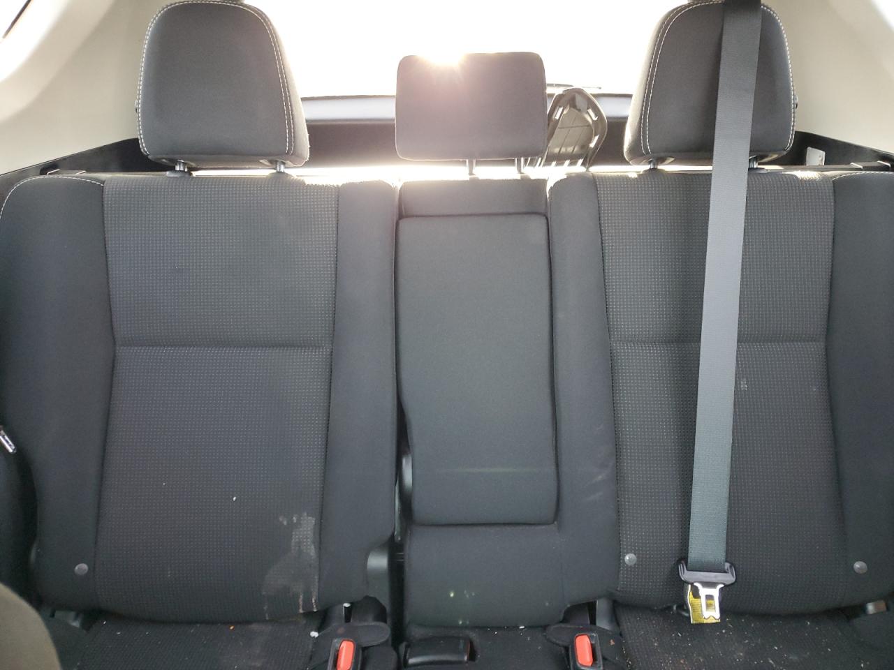 2016 Toyota RAV 4 - Image 10
