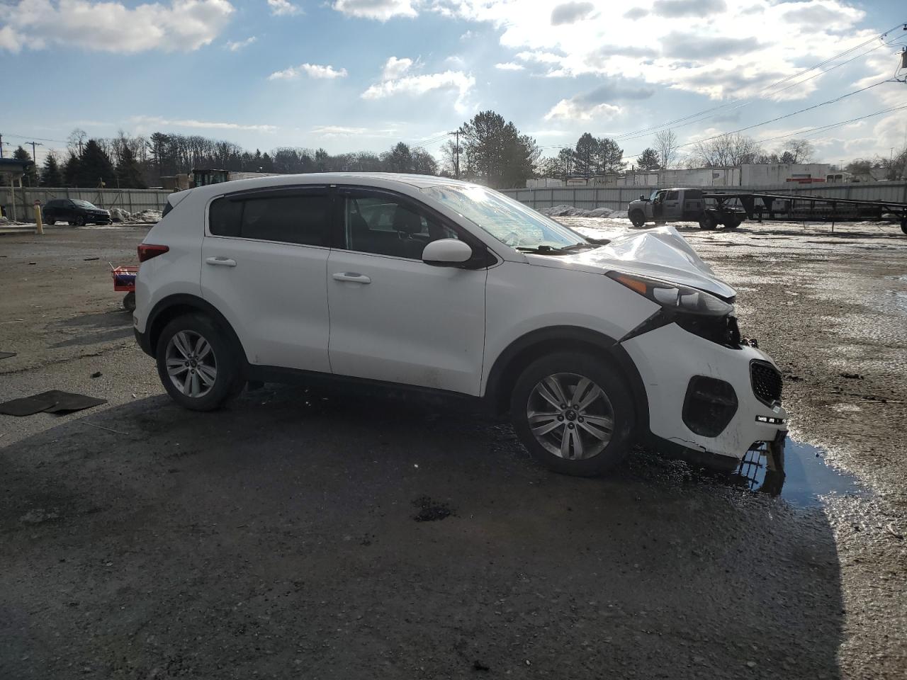 2017 Kia Sportage - Image 4
