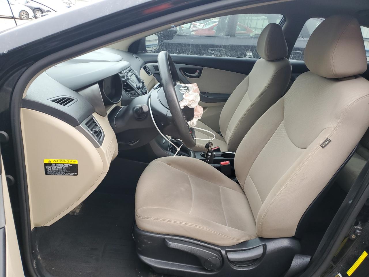 2015 Hyundai Elantra - Image 7