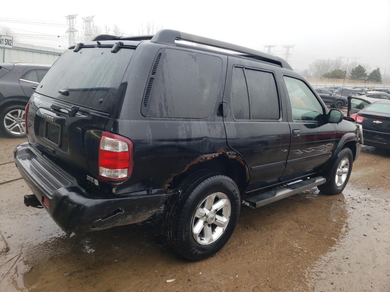 2003 Nissan Pathfinder - Image 3