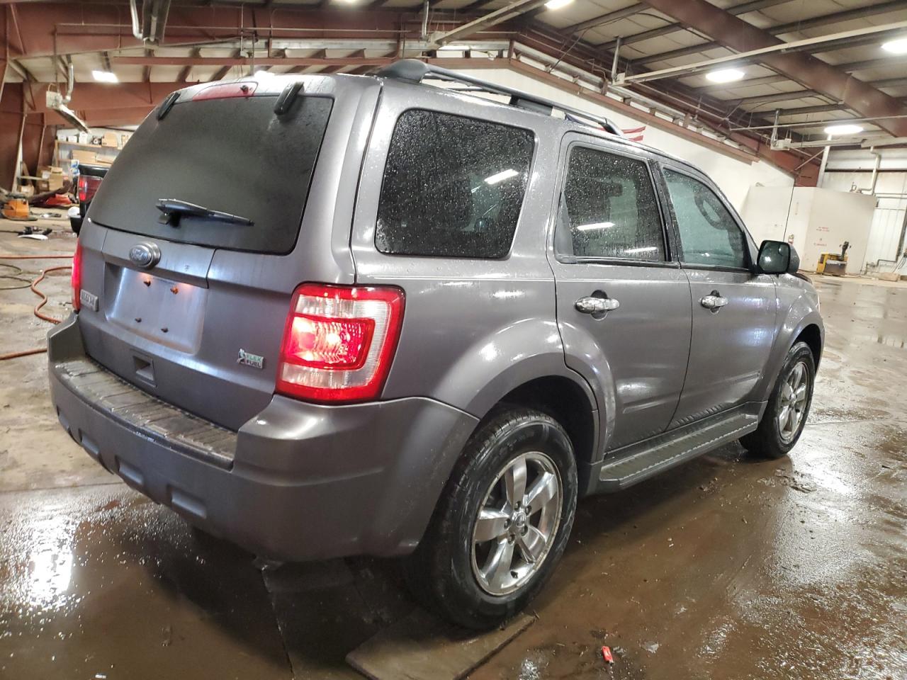 2011 Ford Escape - Image 3