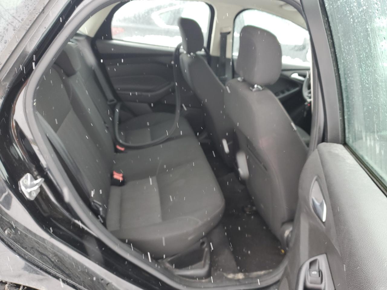 2015 Ford Focus - Image 10