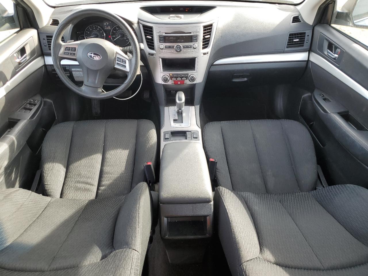 2012 Subaru Outback - Image 8