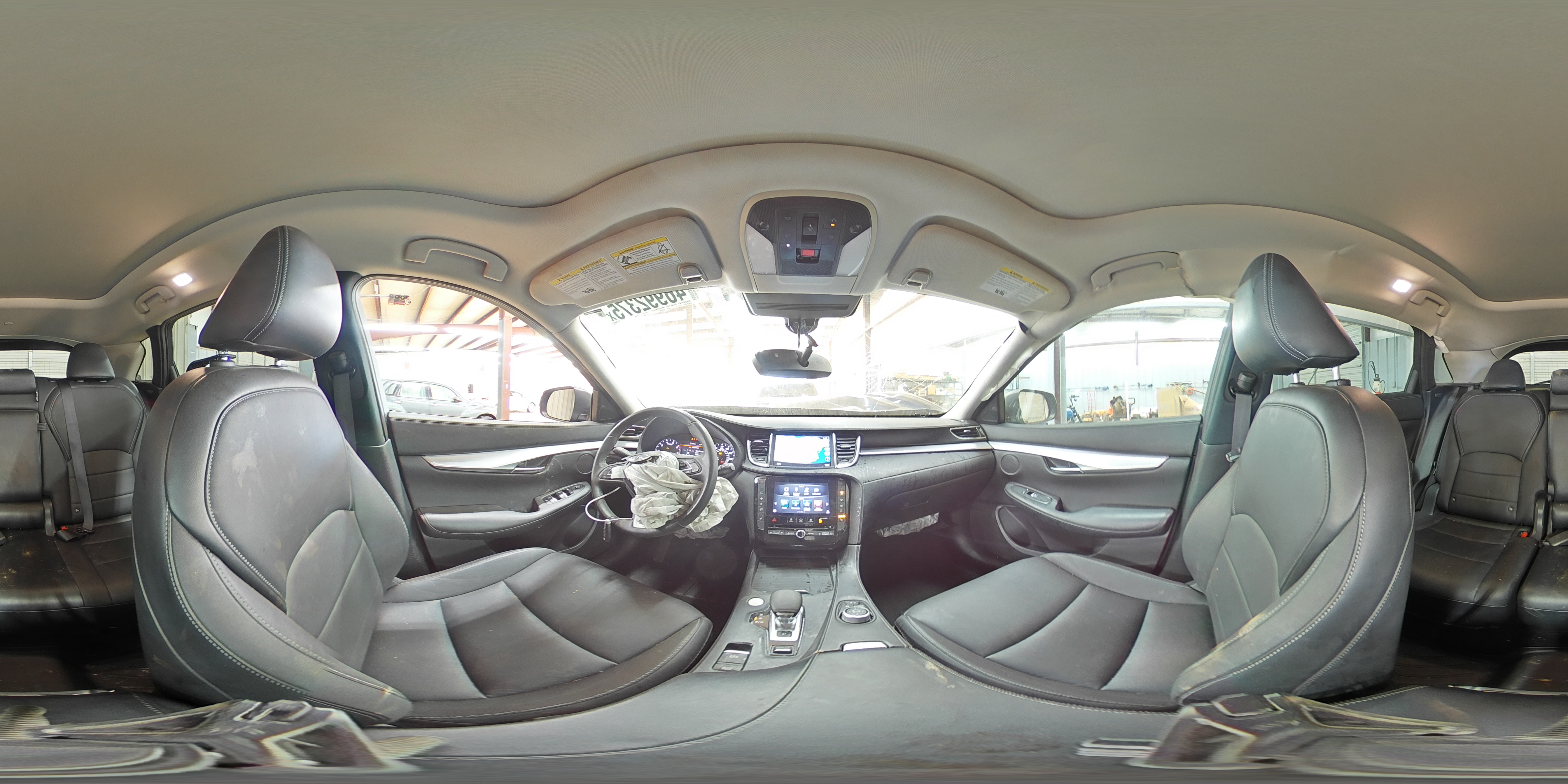 2019 Infiniti QX50 - Image 14