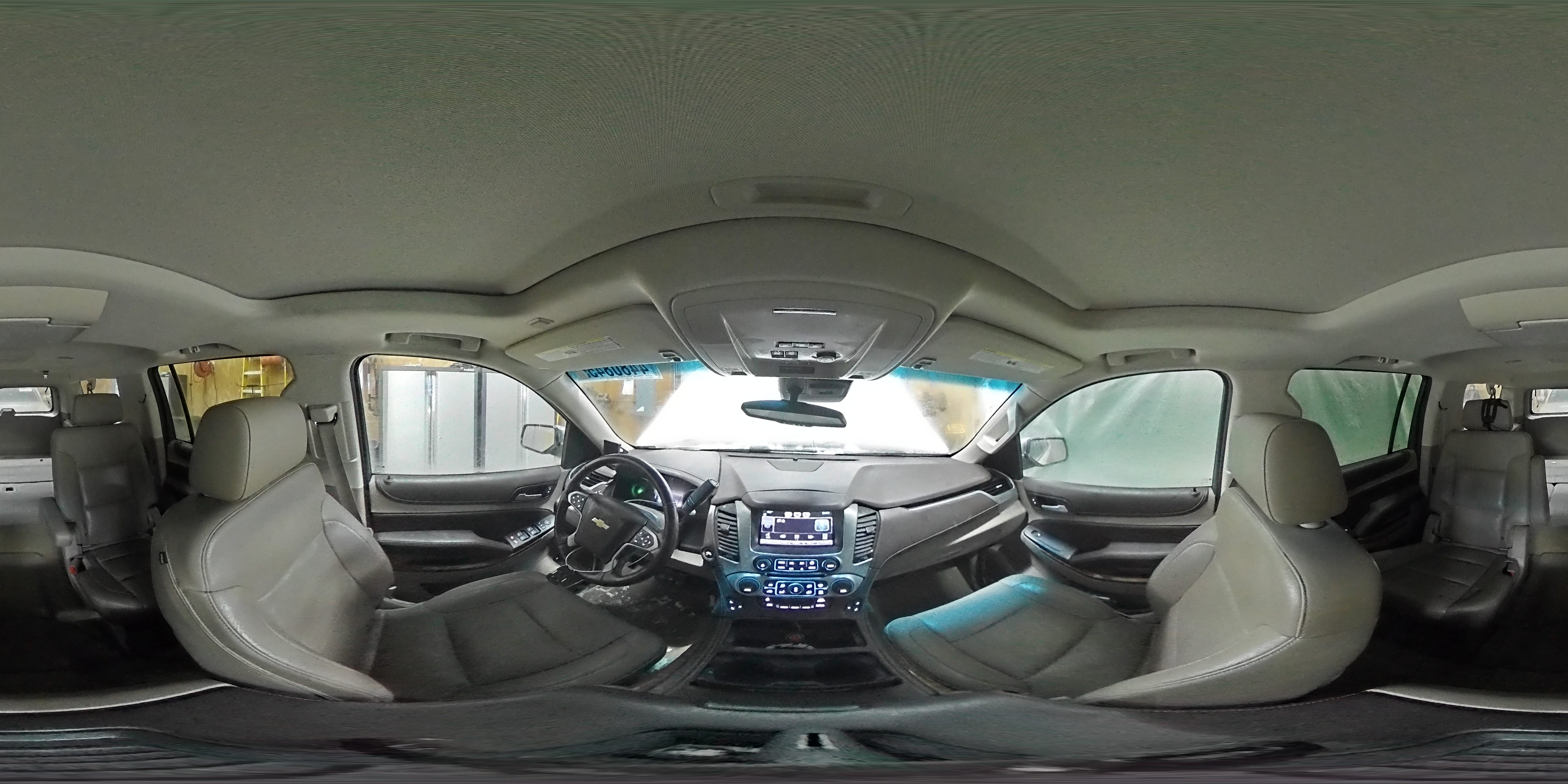2015 Chevrolet Suburban - Image 14