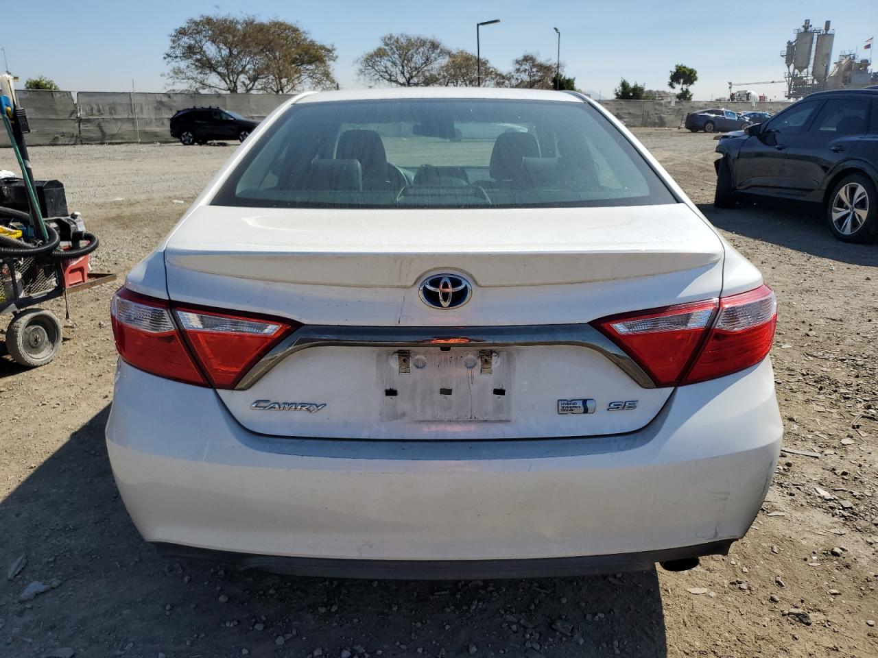 2015 Toyota Camry - Image 6