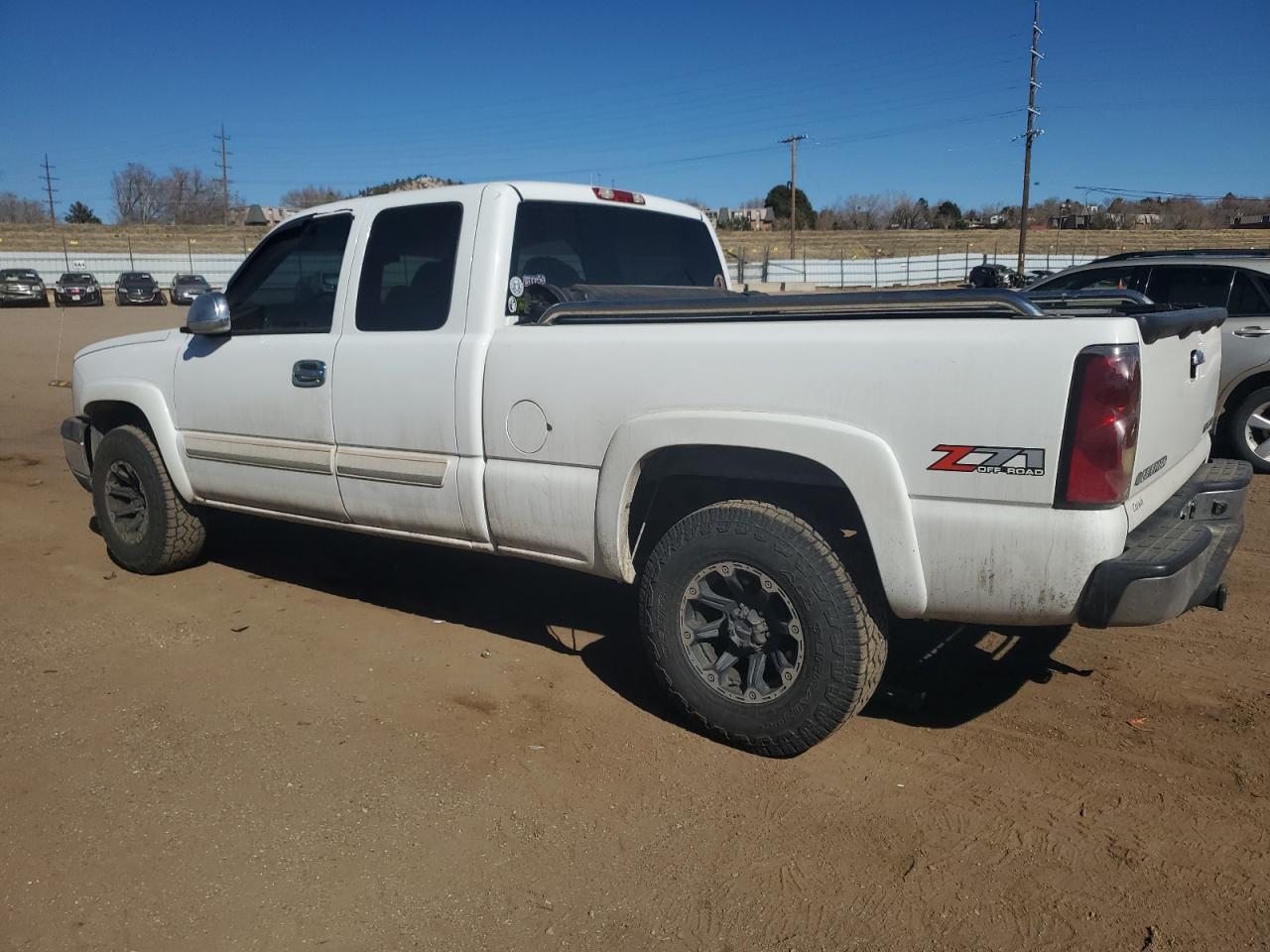 2004 Chevrolet Silverado - Image 2