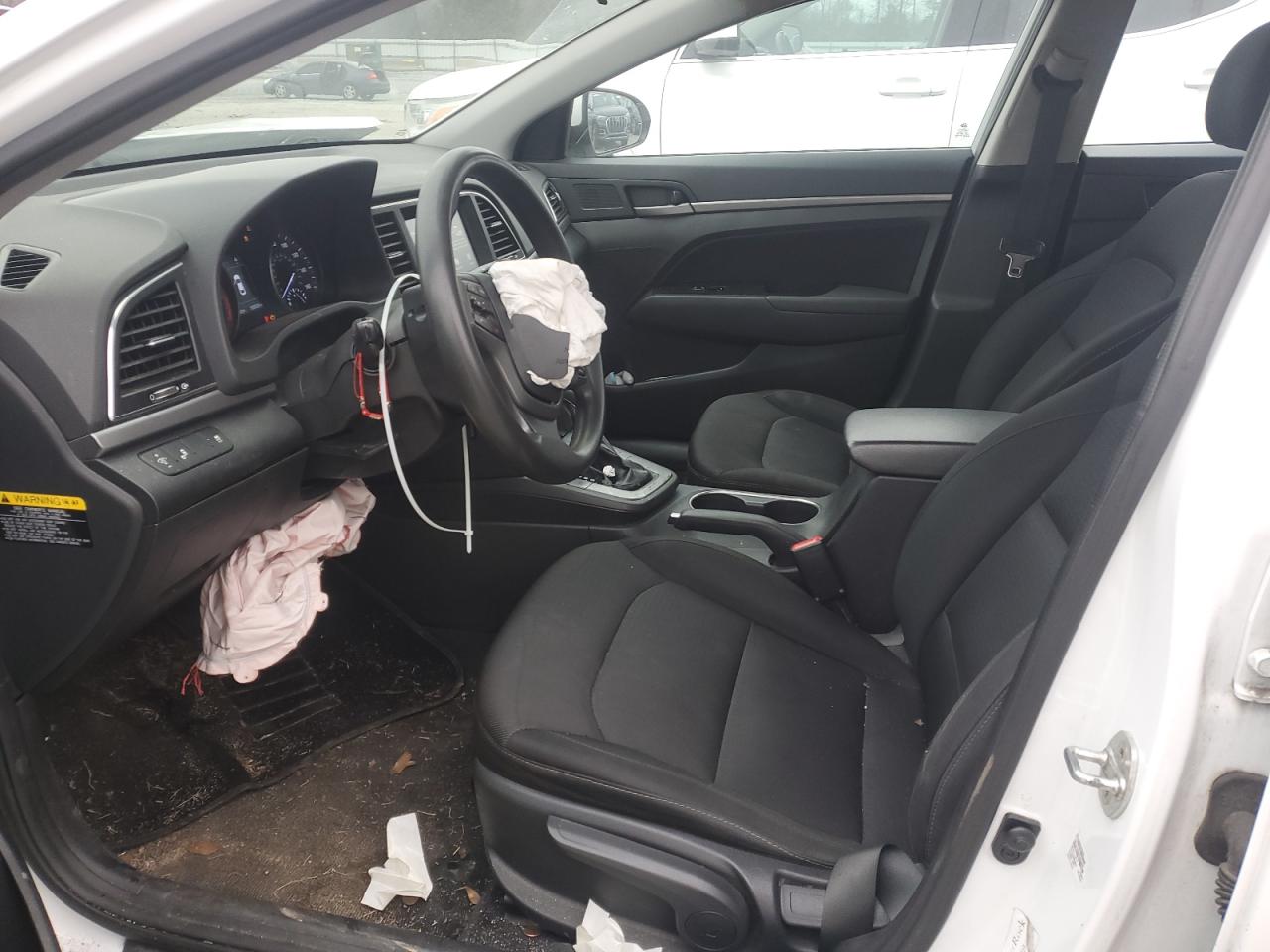 2018 Hyundai Elantra - Image 7
