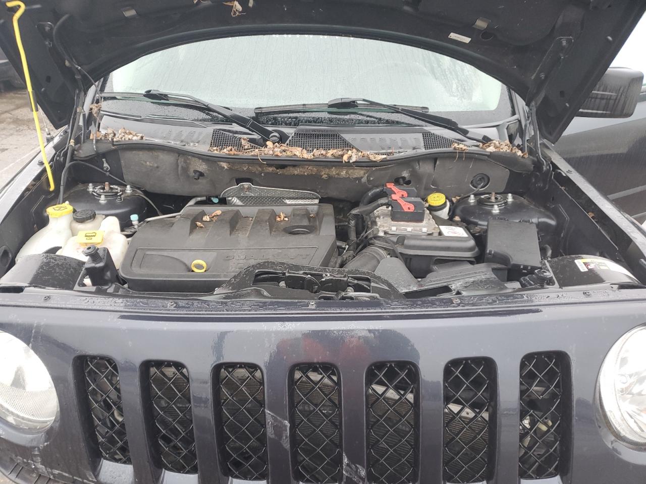 2014 Jeep Liberty (Patriot) - Image 14