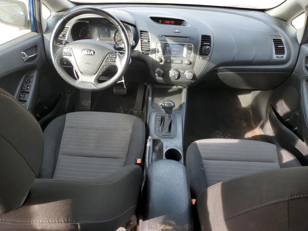 2015 Kia Forte - Image 8