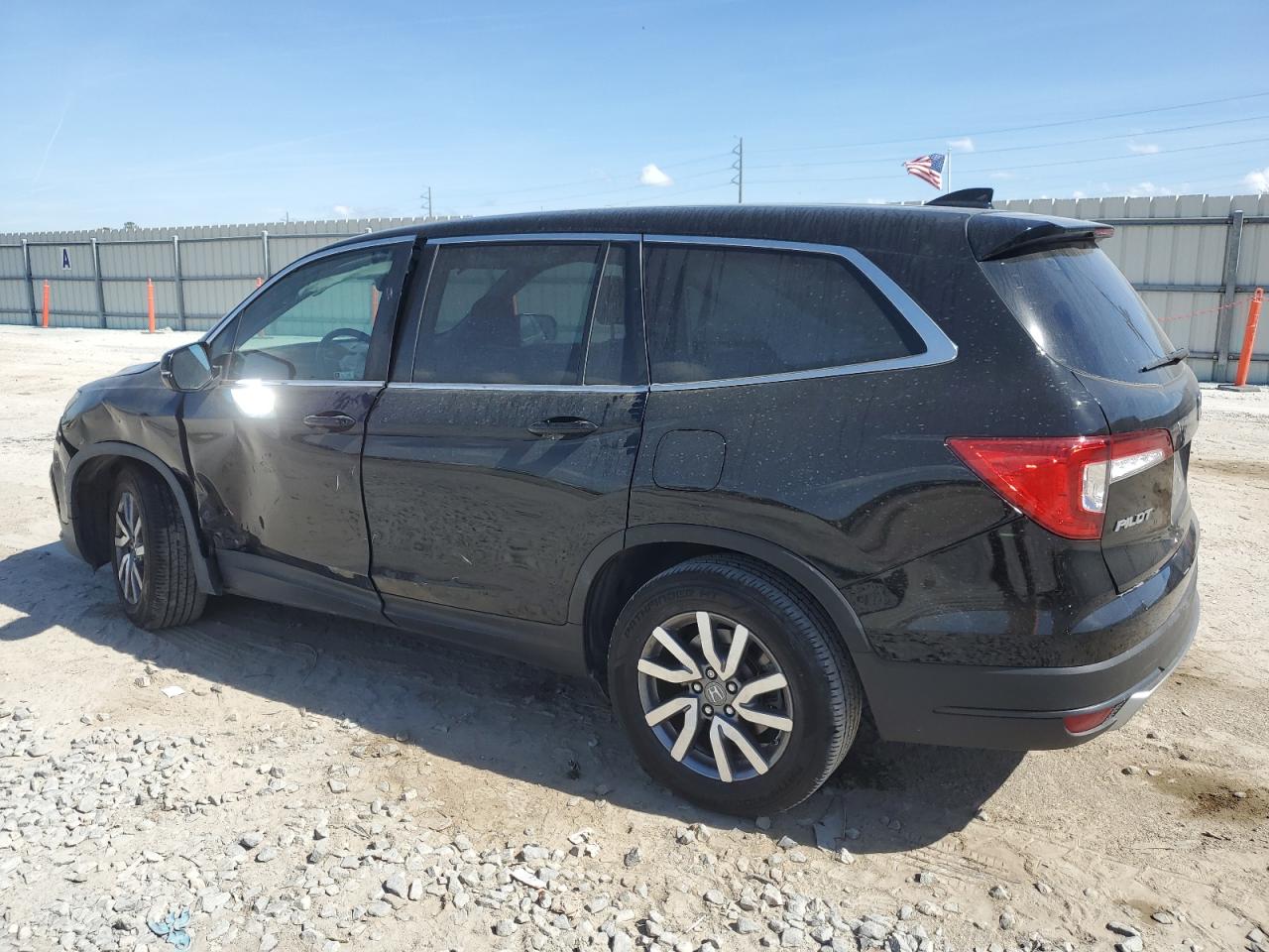 2020 Honda Pilot - Image 2