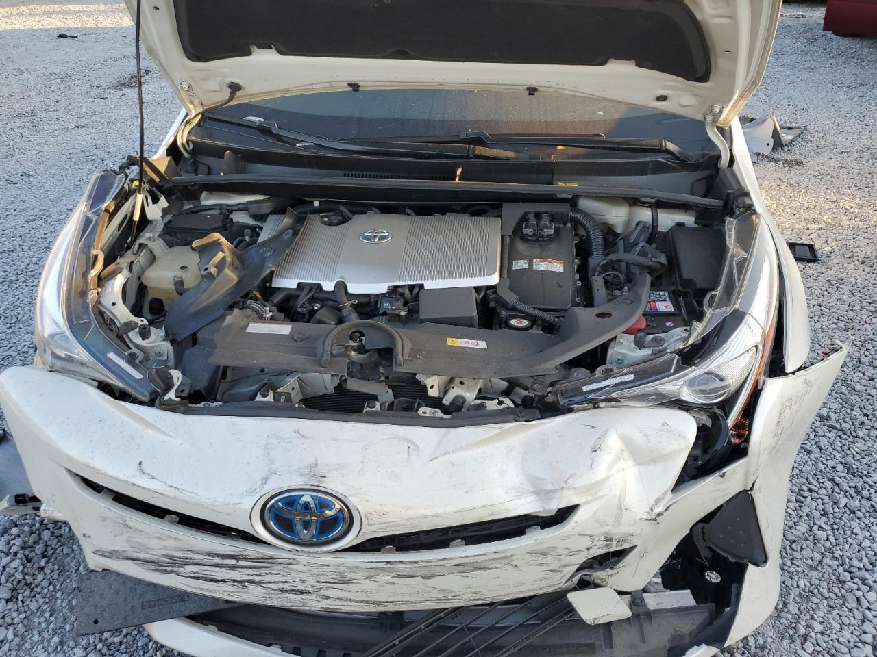 2017 Toyota Prius - Image 11