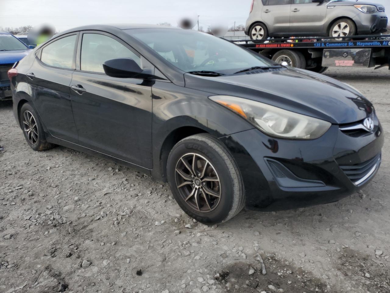 2015 Hyundai Elantra - Image 4