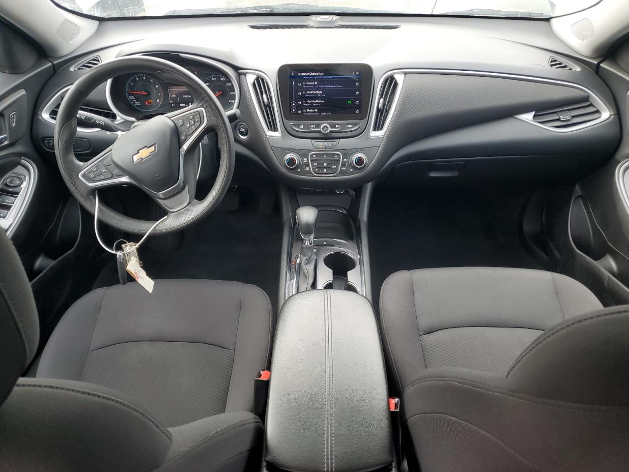 2022 Chevrolet Malibu - Image 8