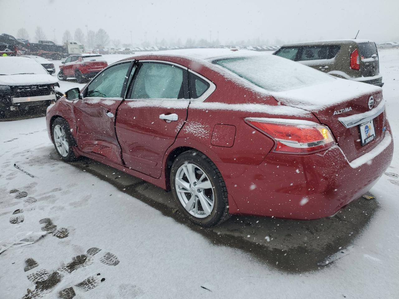 2013 Nissan Altima - Image 2