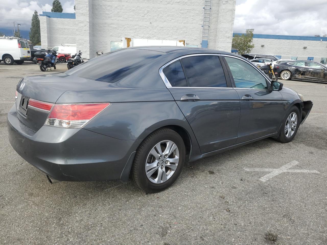 2011 Honda Accord - Image 3