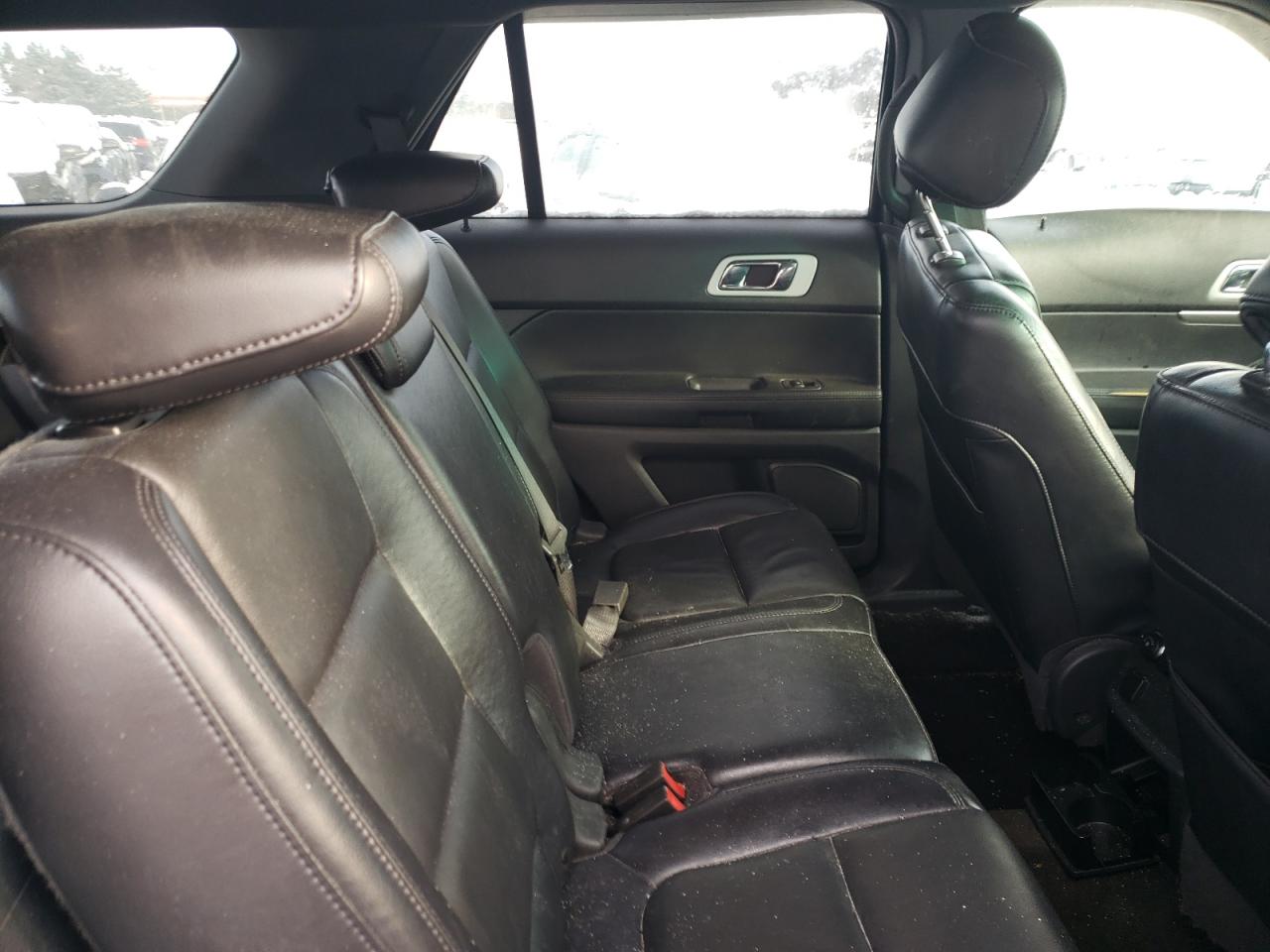 2012 Ford Explorer - Image 12
