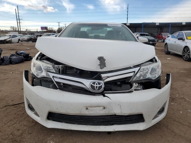 Sedans TOYOTA CAMRY 2012 Biały