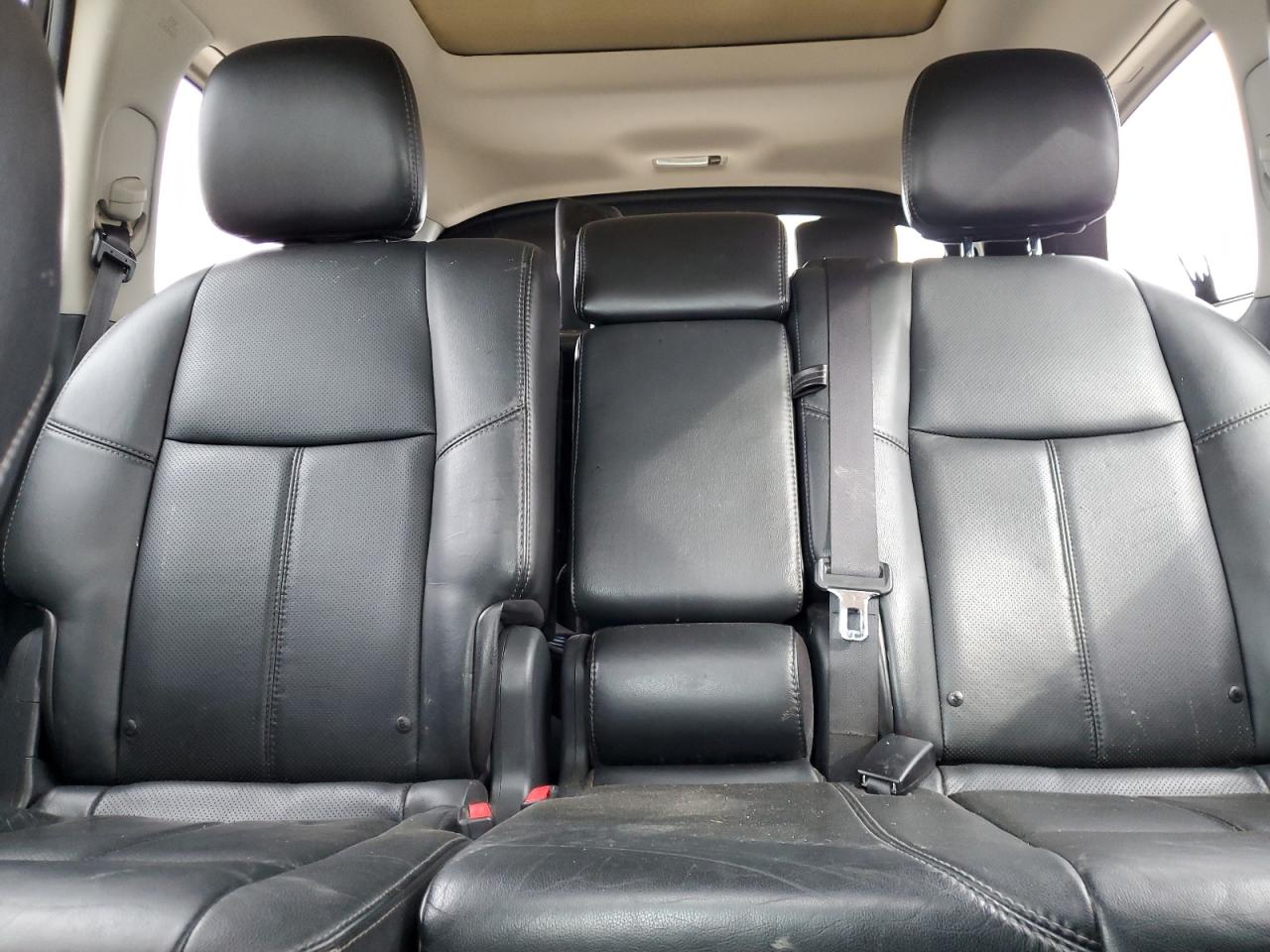 2013 Nissan Pathfinder - Image 10