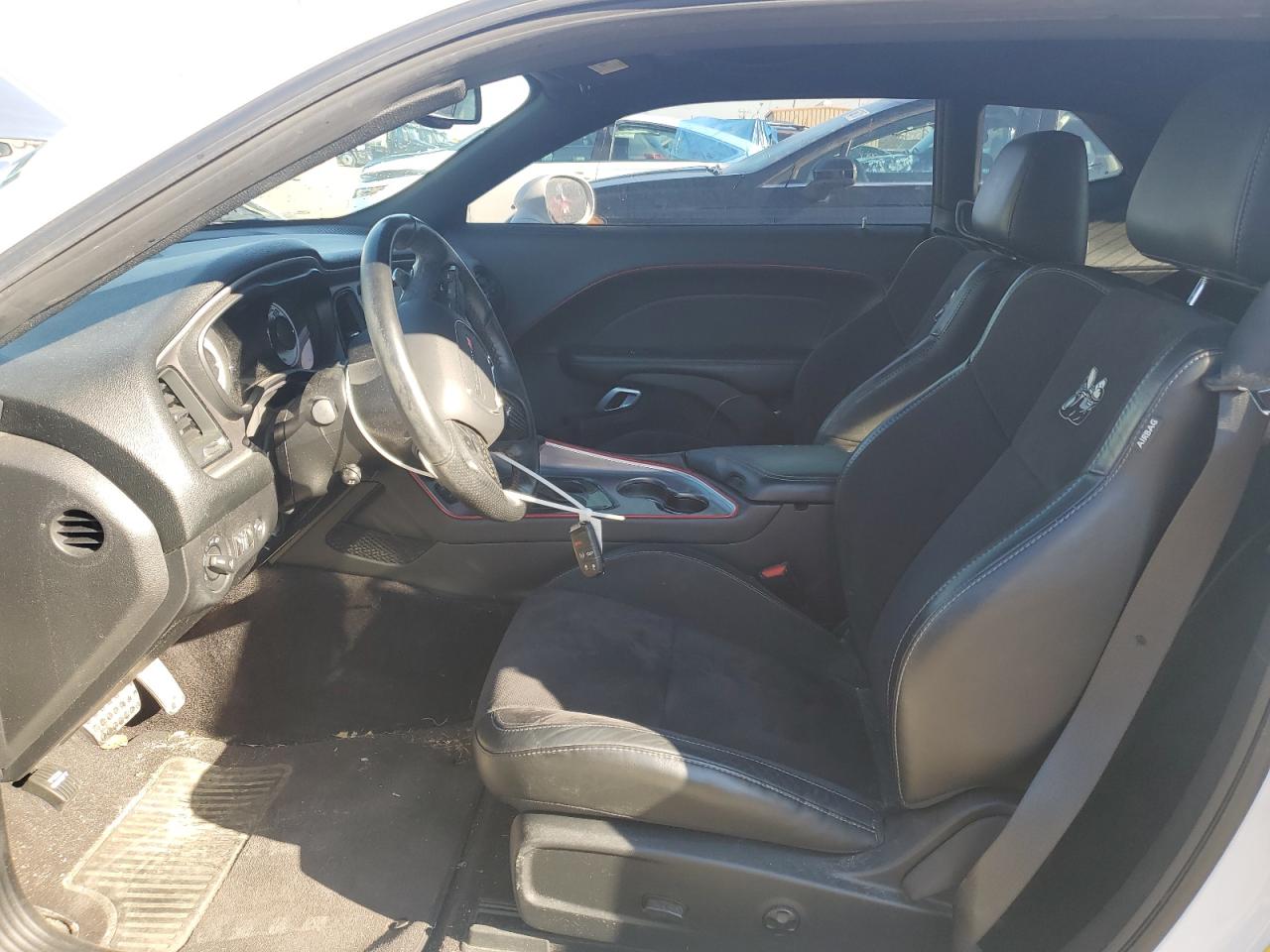 2019 Dodge Challenger - Image 7