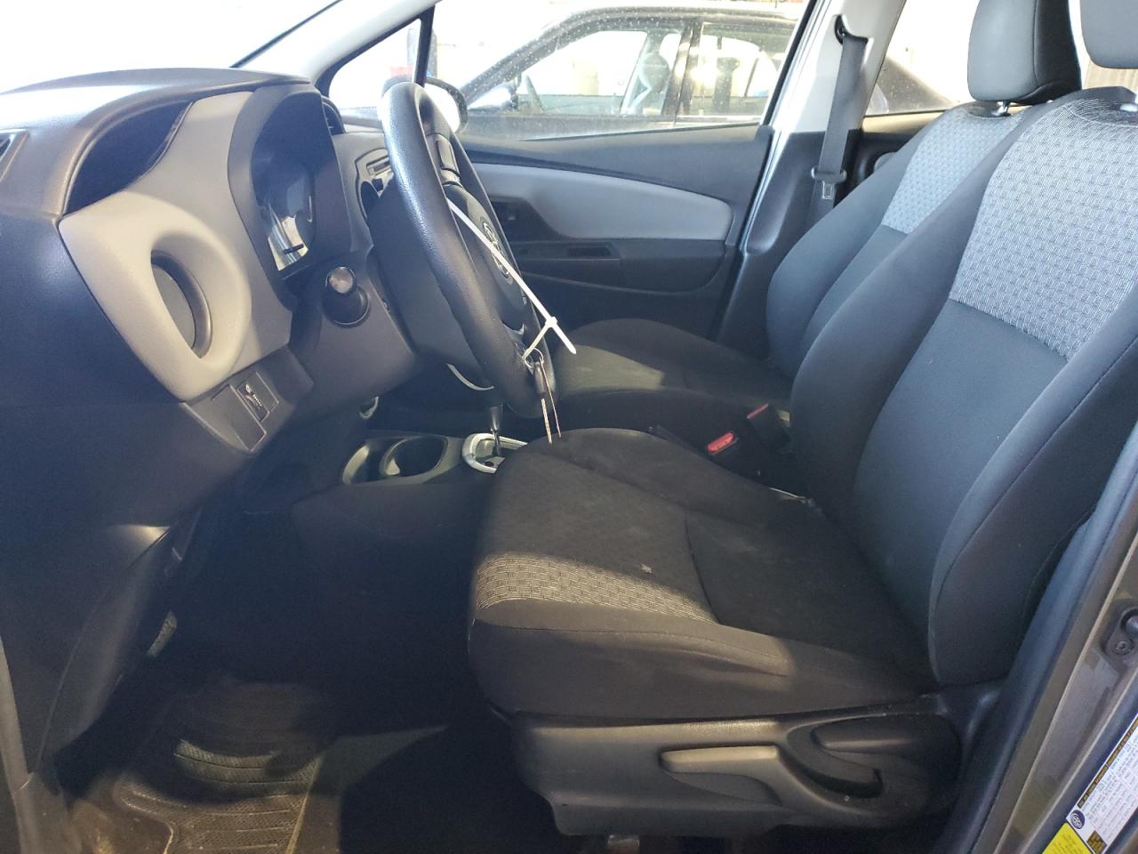 2017 Toyota Yaris - Image 7