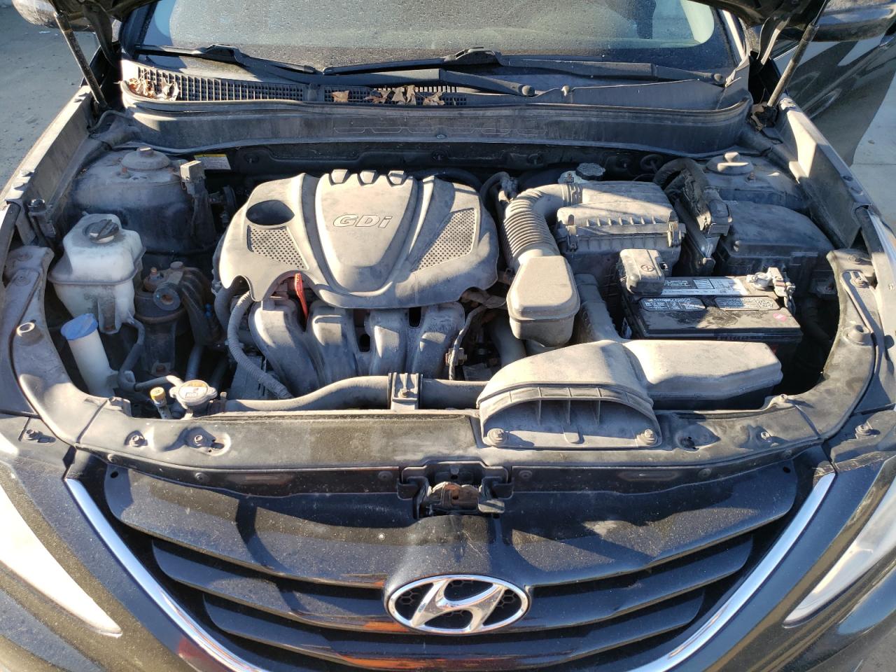 2013 Hyundai Sonata - Image 11
