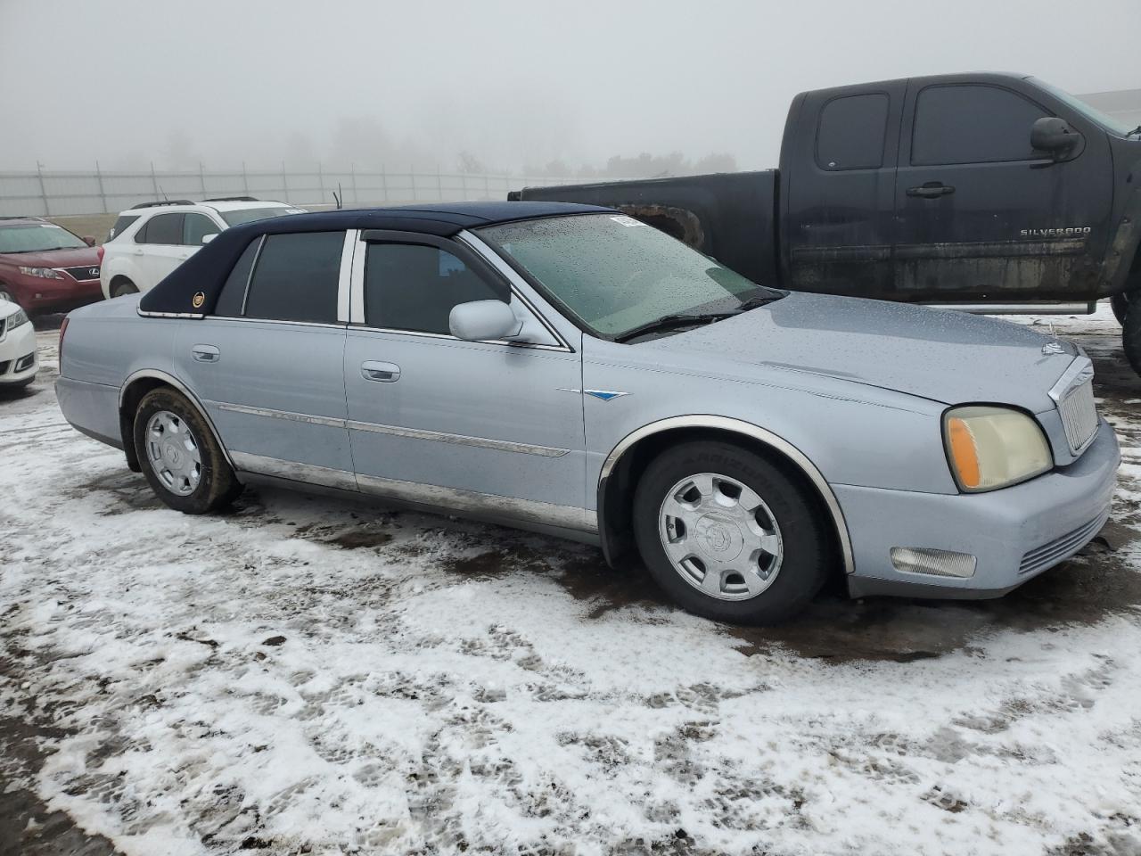 2004 Cadillac De Ville - Image 4