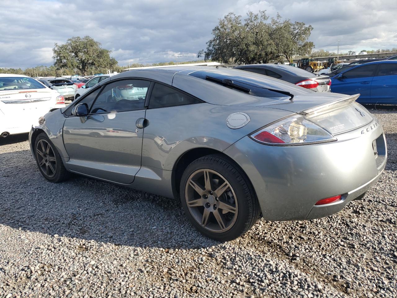 2008 Mitsubishi Eclipse - Image 2