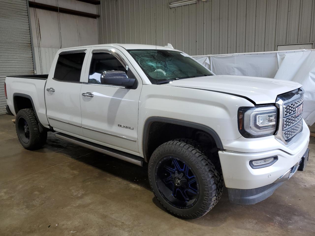 2016 GMC Sierra - Image 4