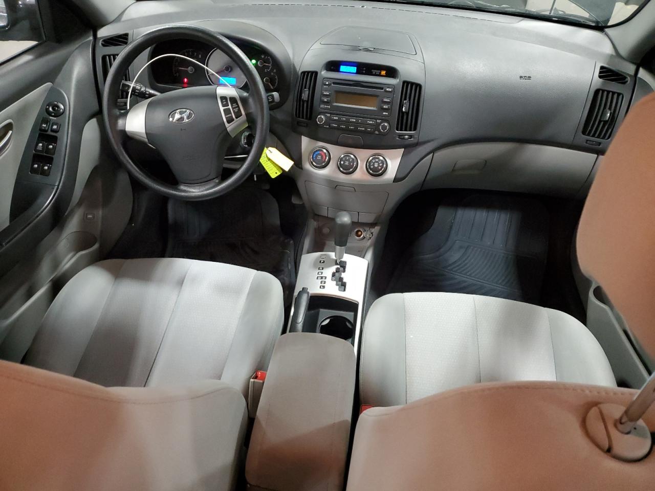 2009 Hyundai Elantra - Image 8