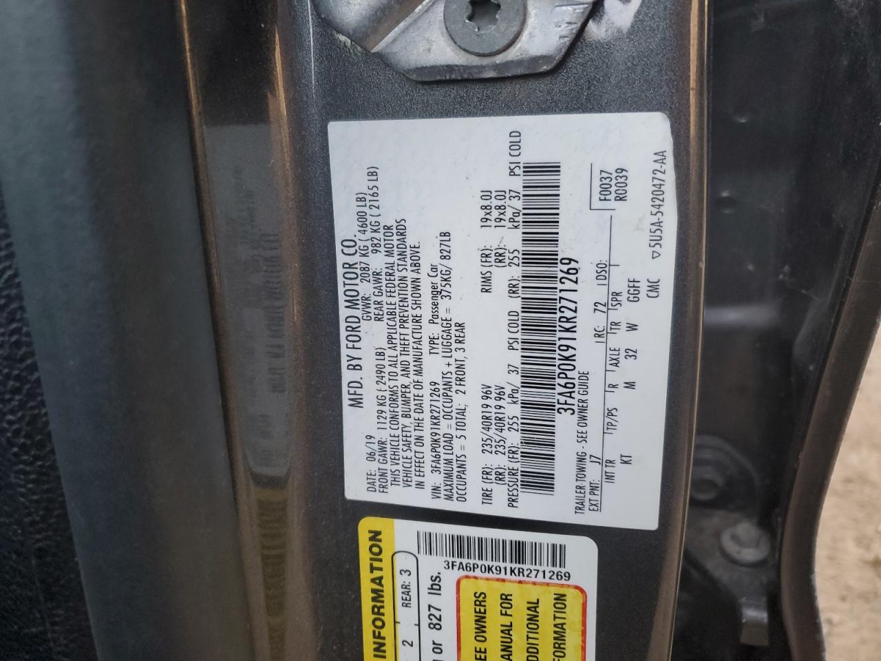 2019 Ford Fusion - Image 12