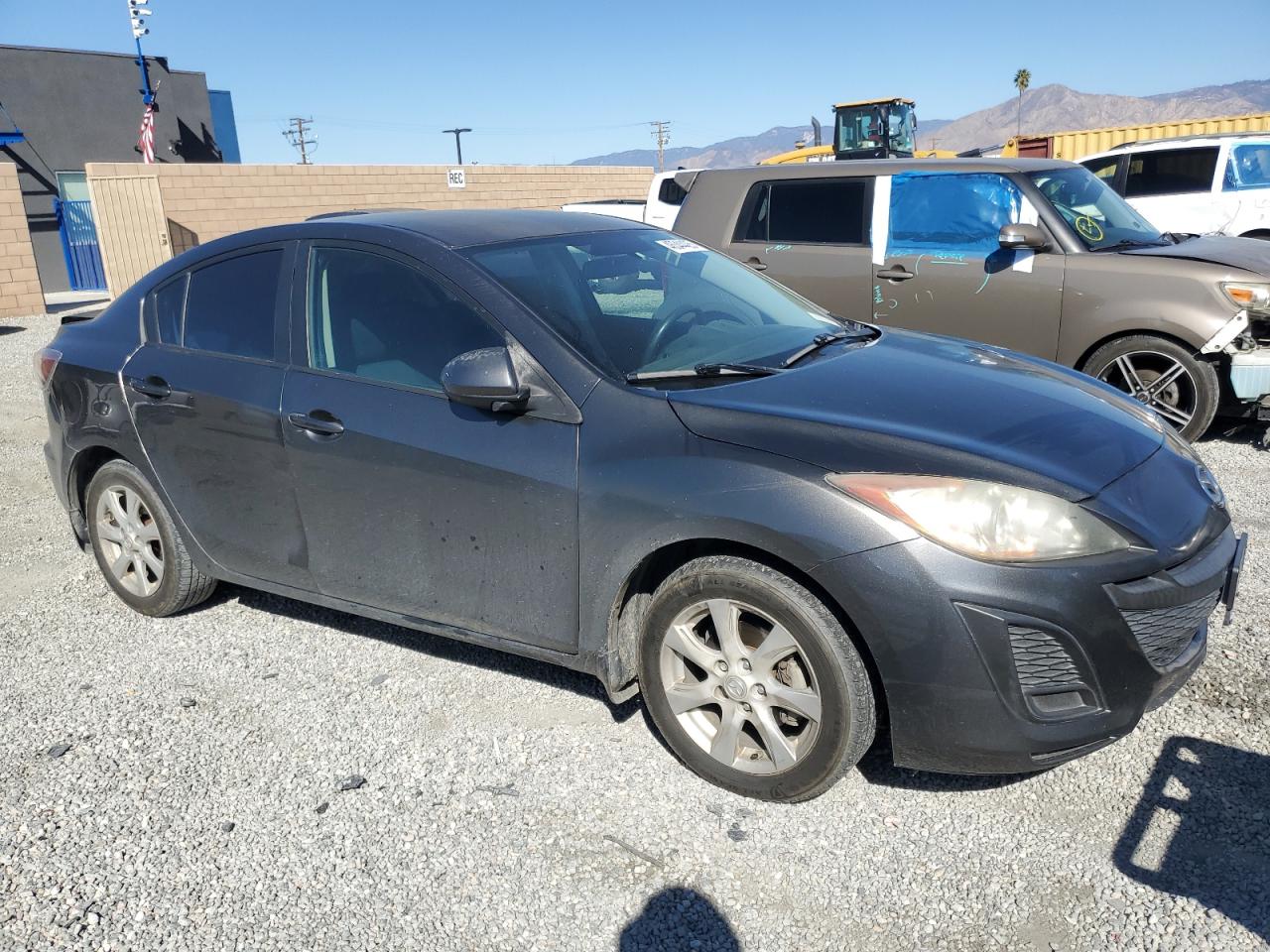 2011 Mazda 3 - Image 4