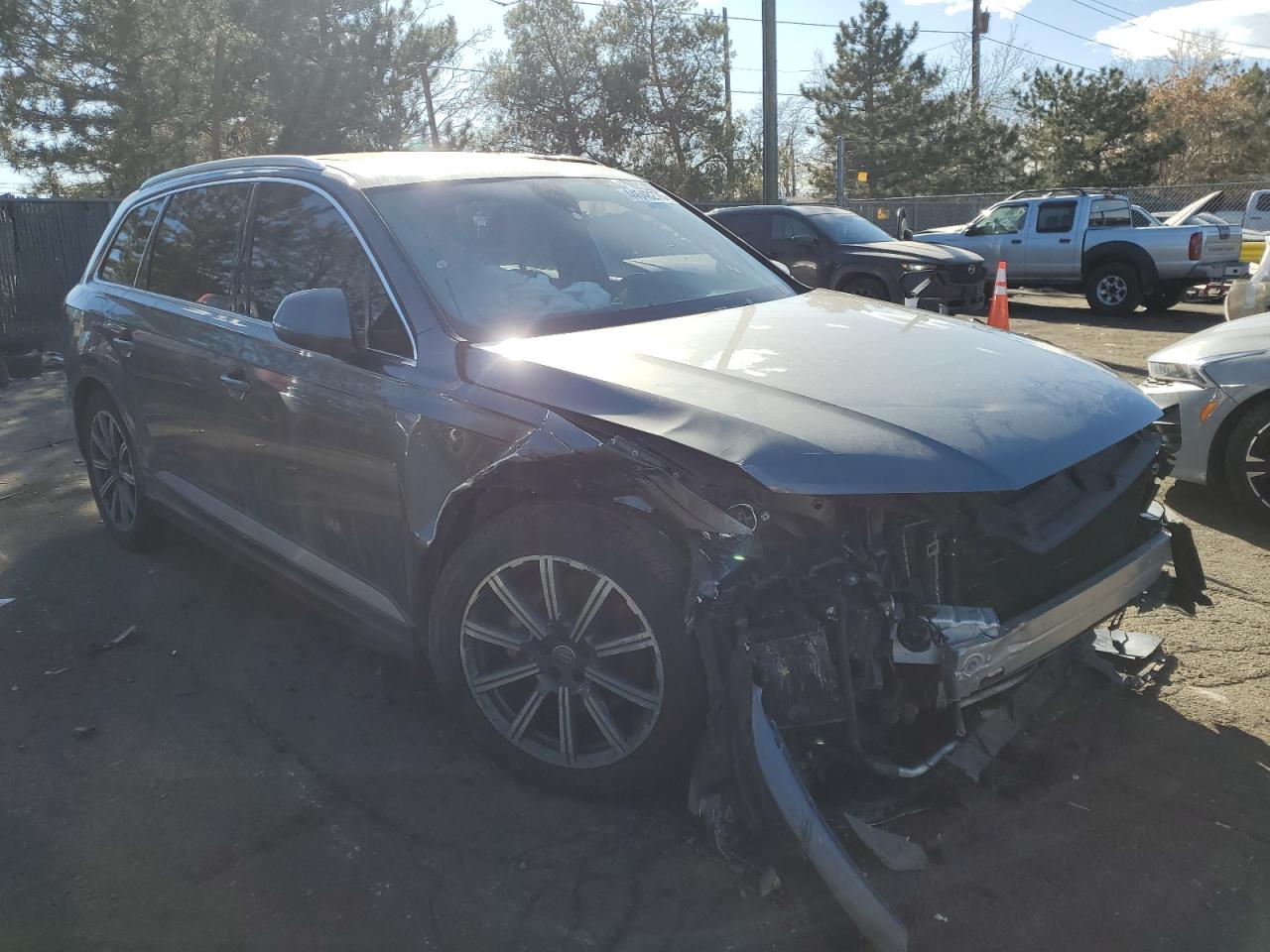 2017 Audi Q7 - Image 4