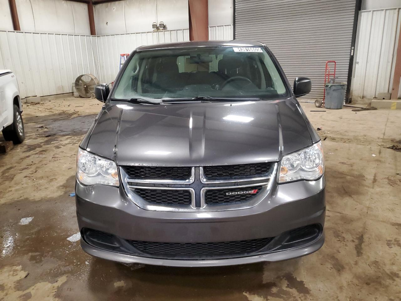 2016 Dodge Caravan - Image 5