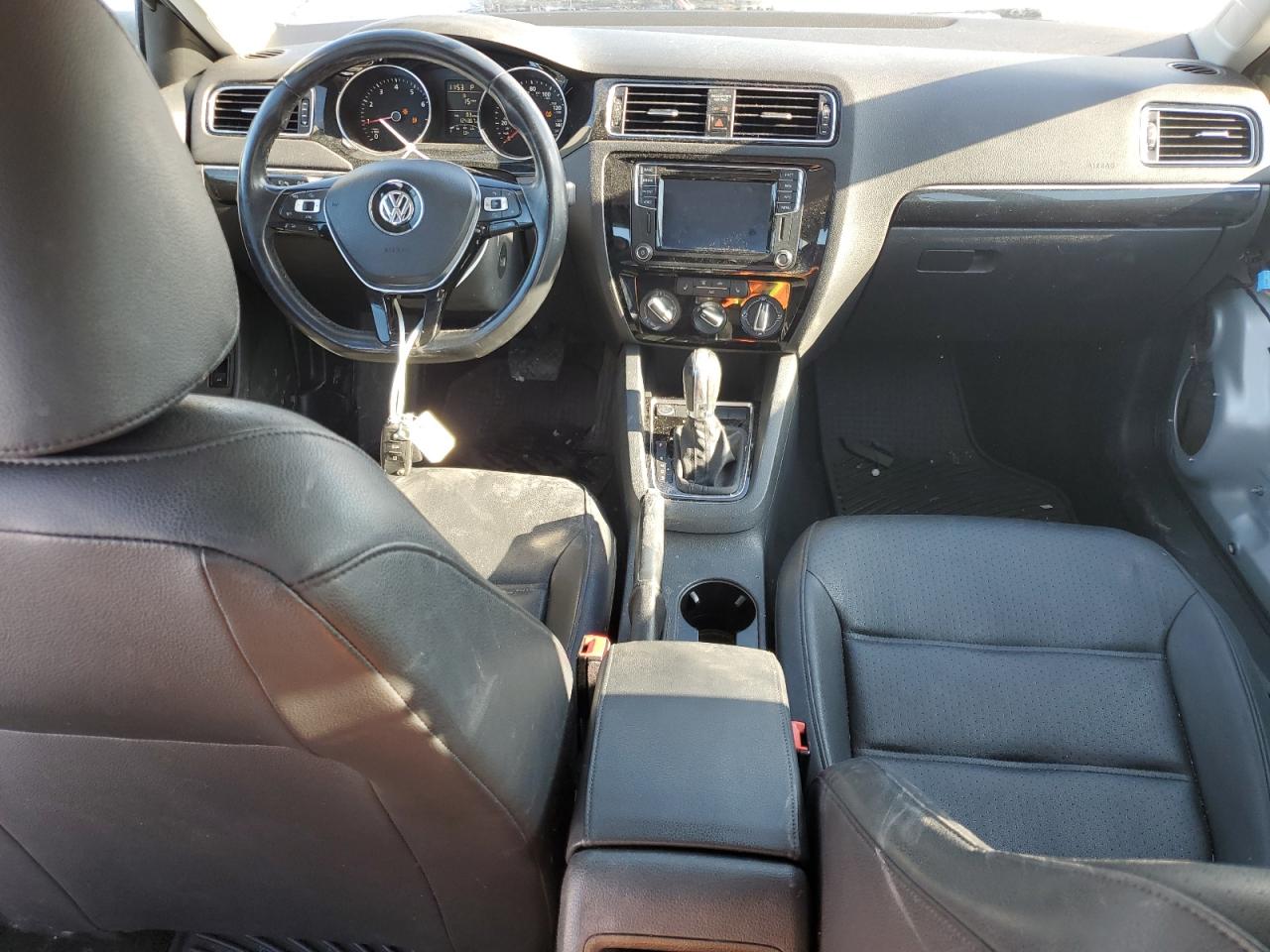 2016 Volkswagen Jetta - Image 8