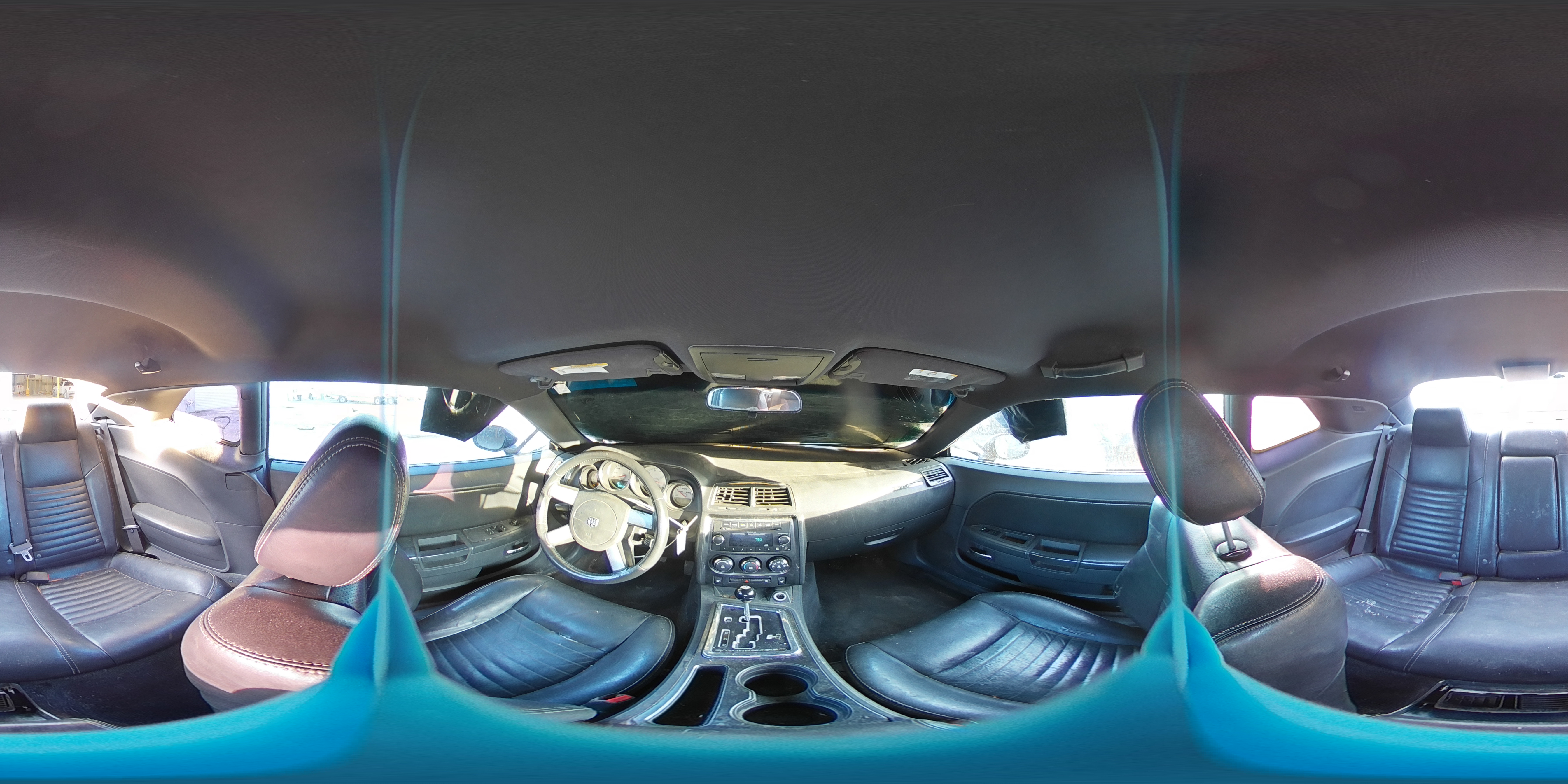 2010 Dodge Challenger - Image 13