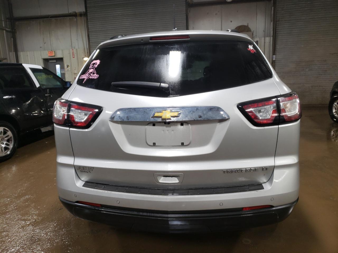 2015 Chevrolet Traverse - Image 6