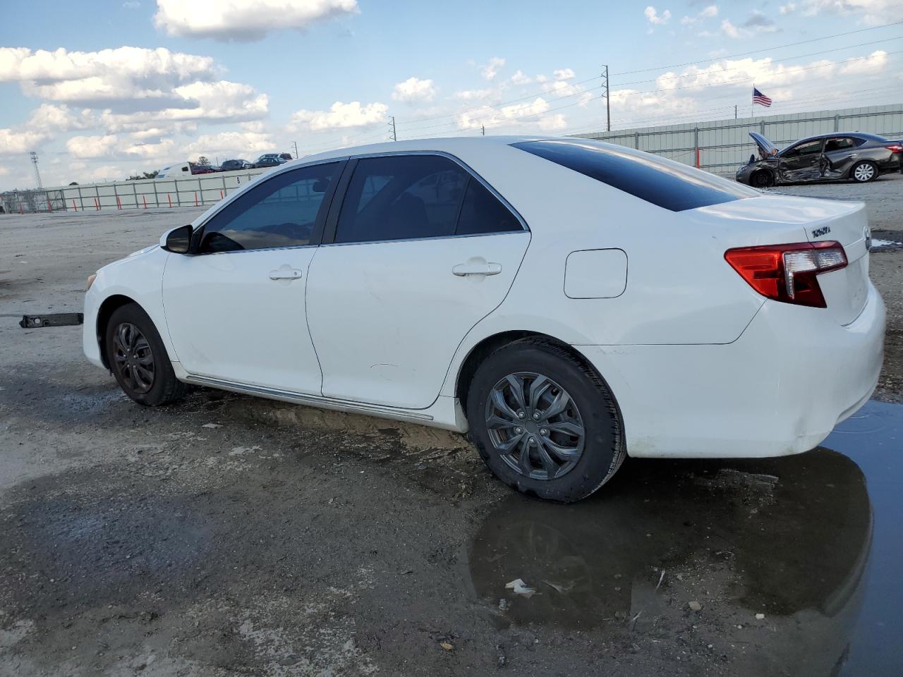 2012 Toyota Camry - Image 2