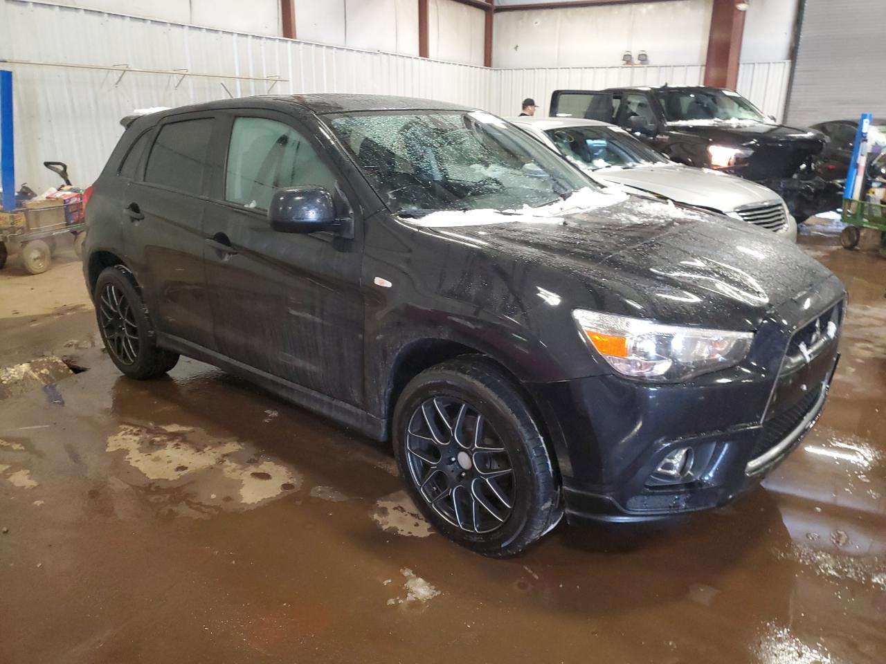 2011 Mitsubishi Outlander - Image 4